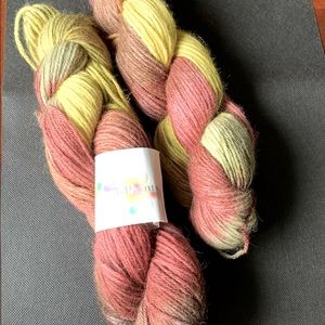 PACA PAINTS - 100% superfine alpaca